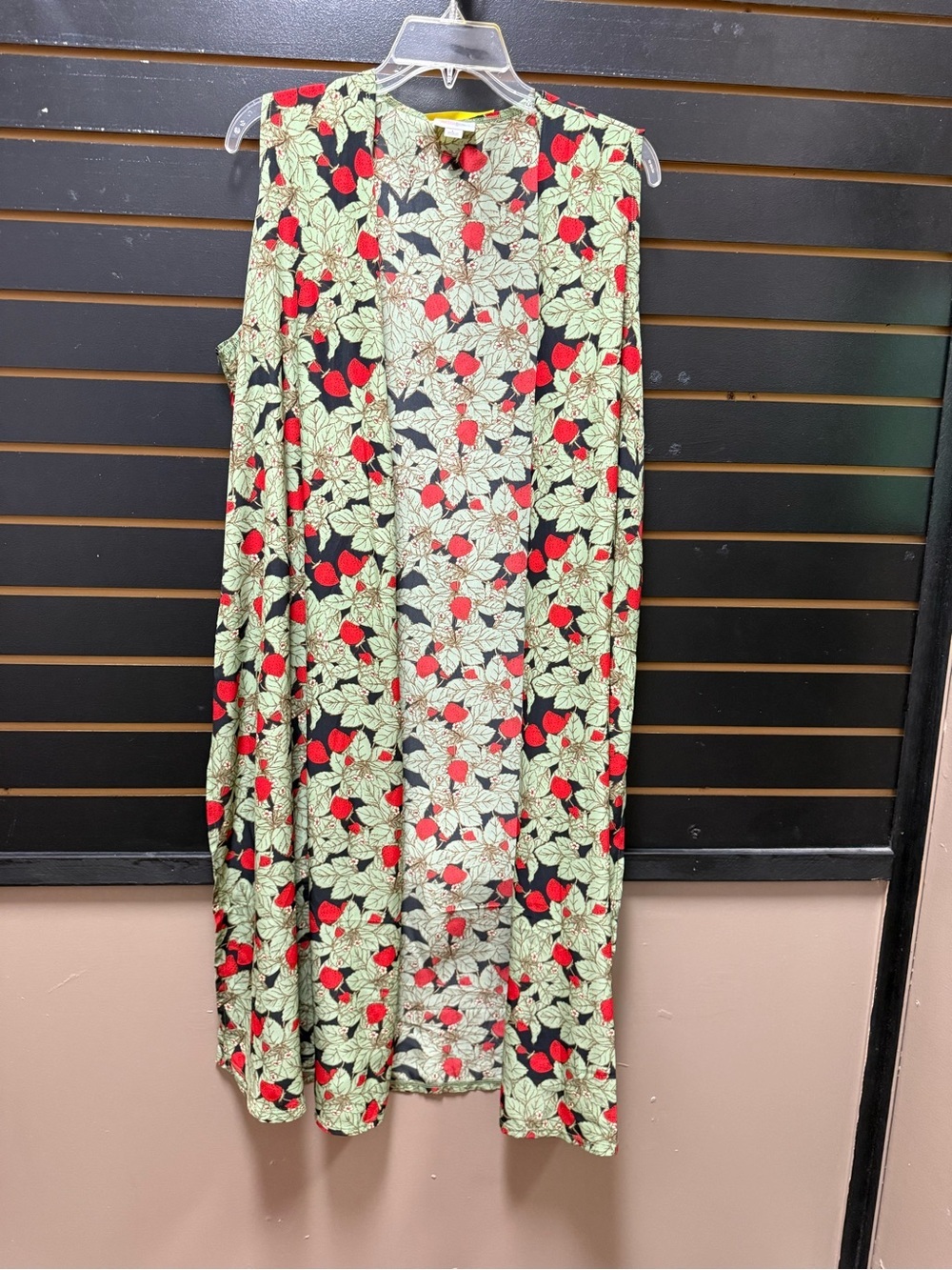 LuLaRoe Joy Duster Vest Large Green Strawberry Floral Sleeveless Open Fron